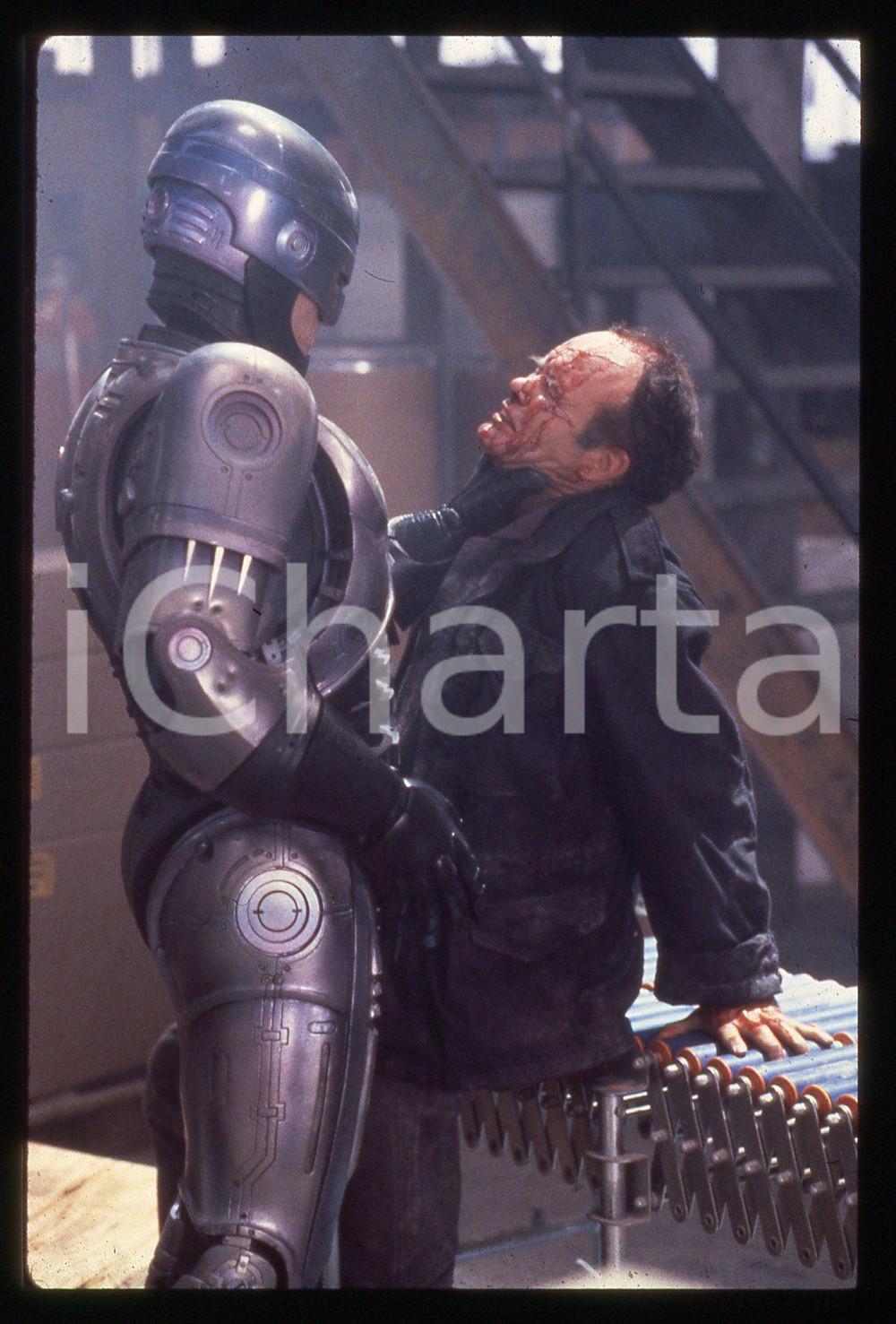 35mm vintage slide* 1987 ROBOCOP Peter WELLER e Kurtwood SMITH in una scena