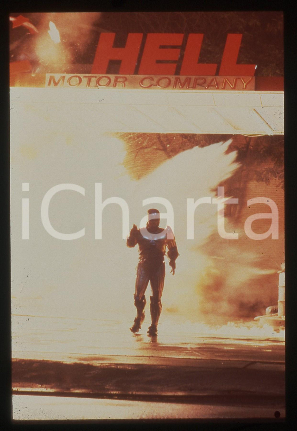 35mm vintage slide* 1987 ROBOCOP Peter WELLER in una scena del film (6)