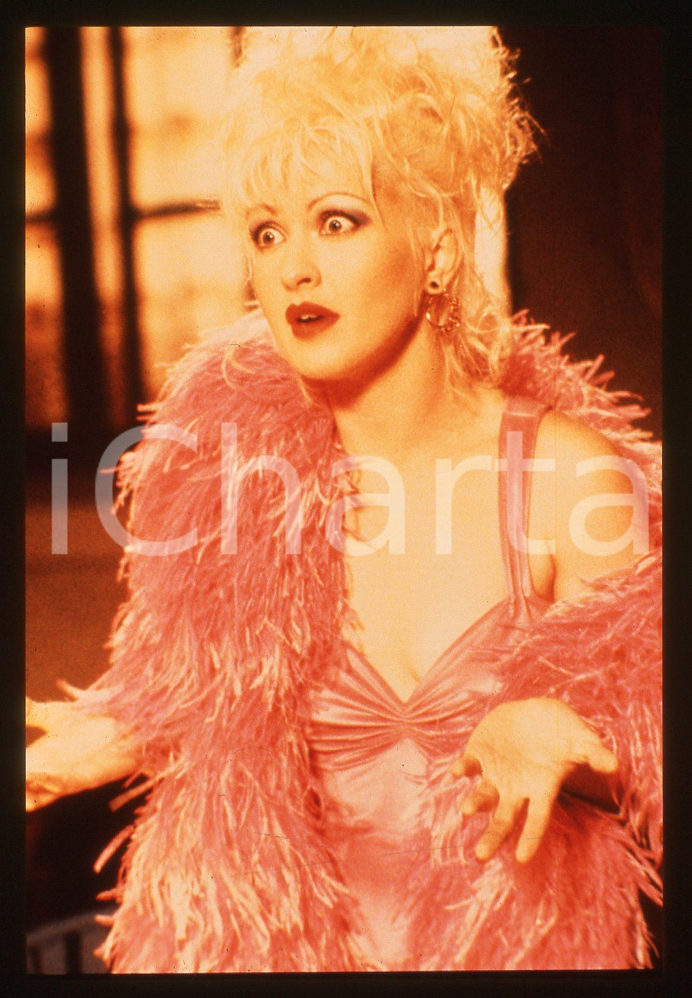35mm vintage slide* 1988 VIBES Cyndi LAUPER in una scena del film