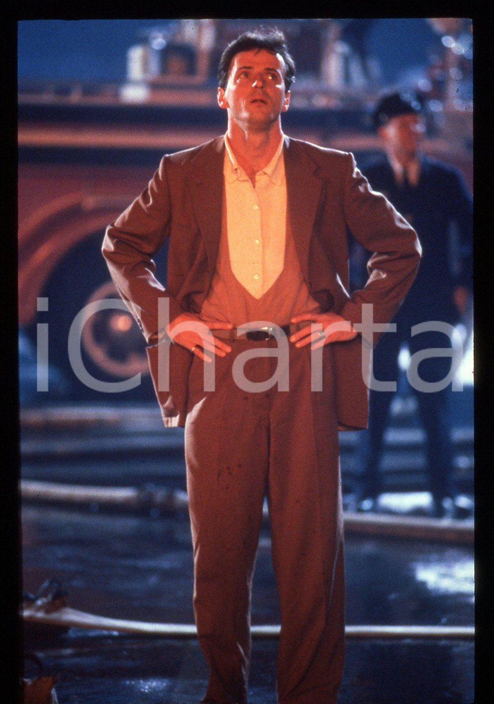 35mm vintage slide* 1990 AVALON Aidan QUINN in una scena del film - Ritratto