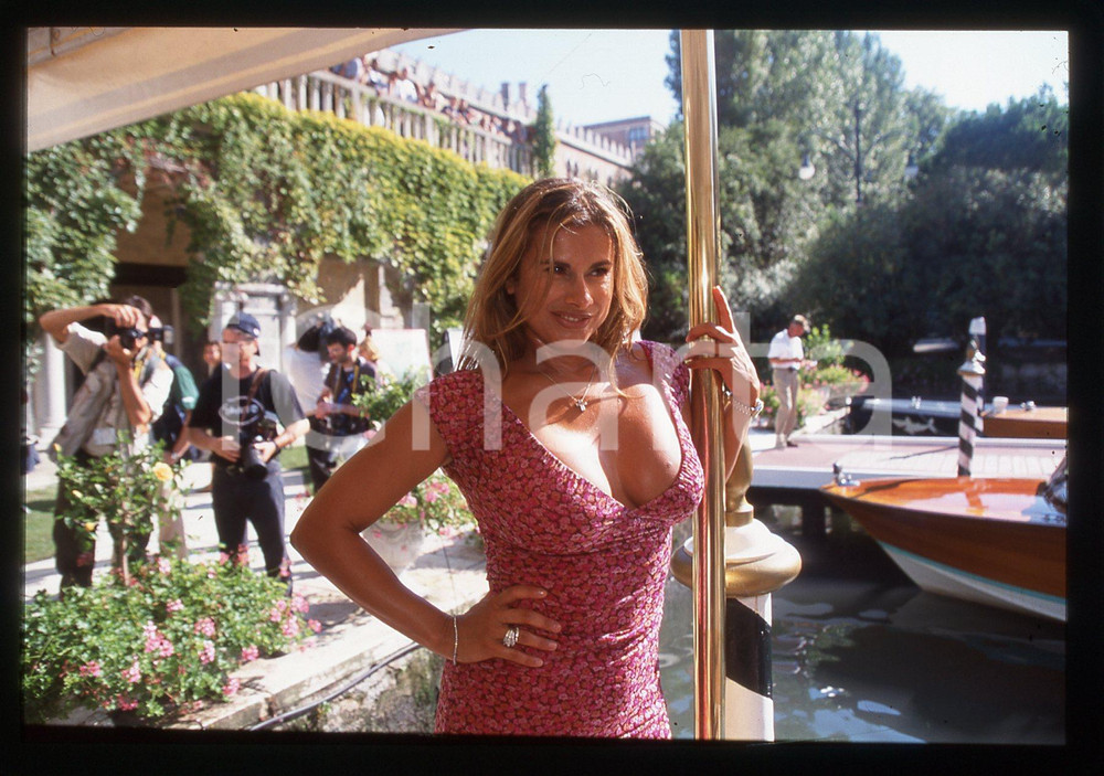 35mm vintage slide* 1990ca VENEZIA Lilian RAMOS alla Mostra del Cinema *7