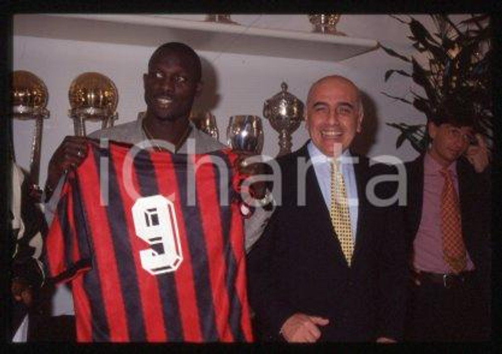Adriano GALLIANI presenta George WEAH - AC MILAN 1995 * 35 mm vintage slide 51