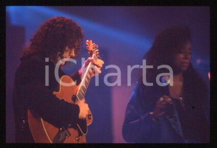 TUCK & PATTI - MUSIC Performance of American duo 1993 ca * 35 mm vintage slide 1