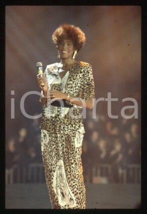 Whitney HOUSTON - LOS ANGELES American singer 1987 ca * 35 mm vintage slide 29
