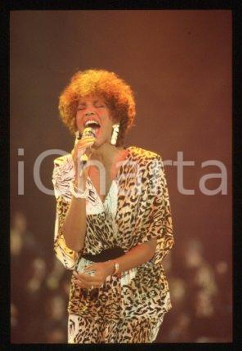 Whitney HOUSTON - LOS ANGELES American singer 1987 ca * 35 mm vintage slide 37