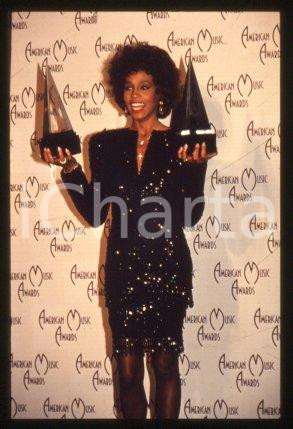 Whitney HOUSTON - 16° ANNUAL AMERICAN MUSIC AWARDS 1989 * 35 mm vintage slide 50