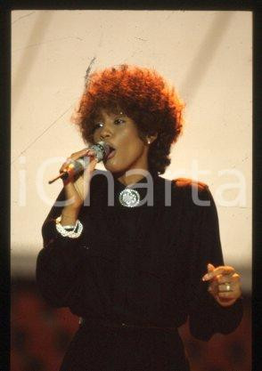 Whitney HOUSTON - SANREMO American singer & actress 1987 * 35mm vintage slide 56