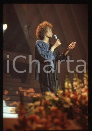Whitney HOUSTON - SANREMO American singer & actress 1987 * 35mm vintage slide 68