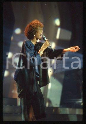 Whitney HOUSTON - SANREMO American singer & actress 1987 * 35mm vintage slide 71