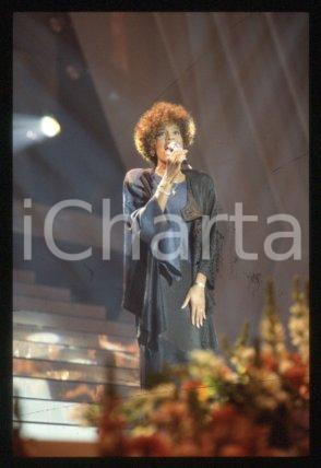 Whitney HOUSTON - SANREMO American singer & actress 1987 * 35mm vintage slide 75