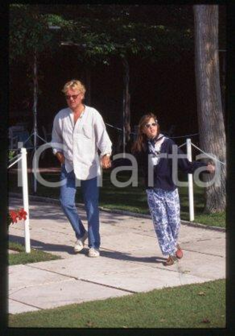 John TAYLOR - ITALY Bass guitarist & daughter 2000 ca * 35 mm vintage slide 16