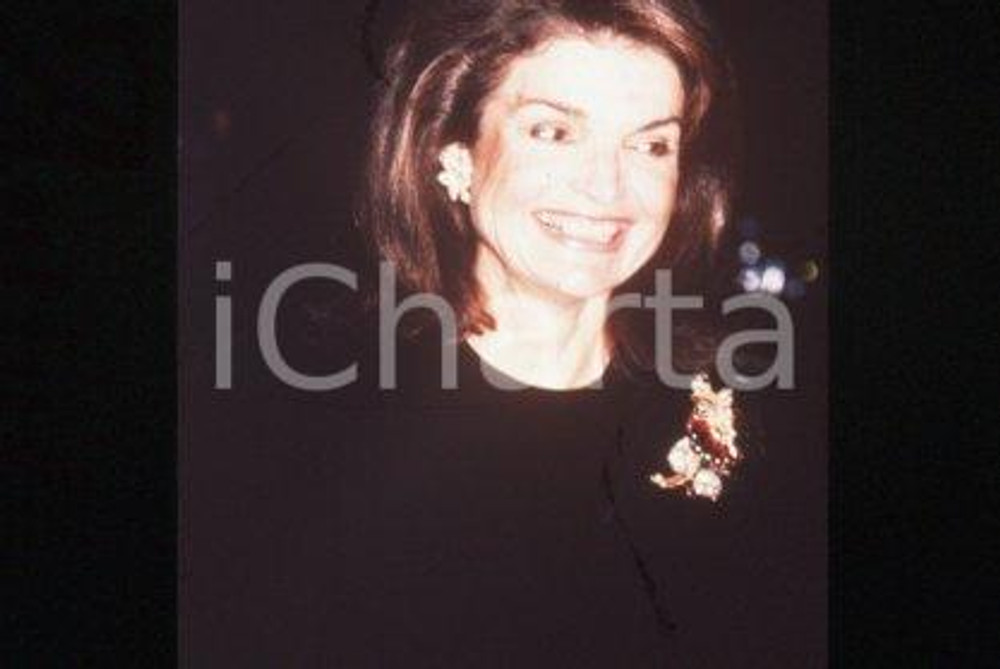 Jacqueline Kennedy ONASSIS - NEW YORK Portrait 1983  * 35 mm vintage slide 4