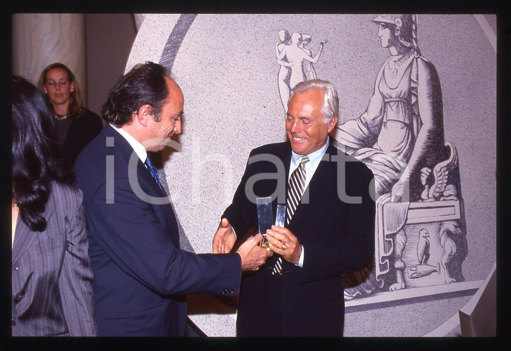 Fotografia d epoca originale Giorgio ARMANI  MILANO Accademia di Brera 1993 35 mm vintage slide 48 1