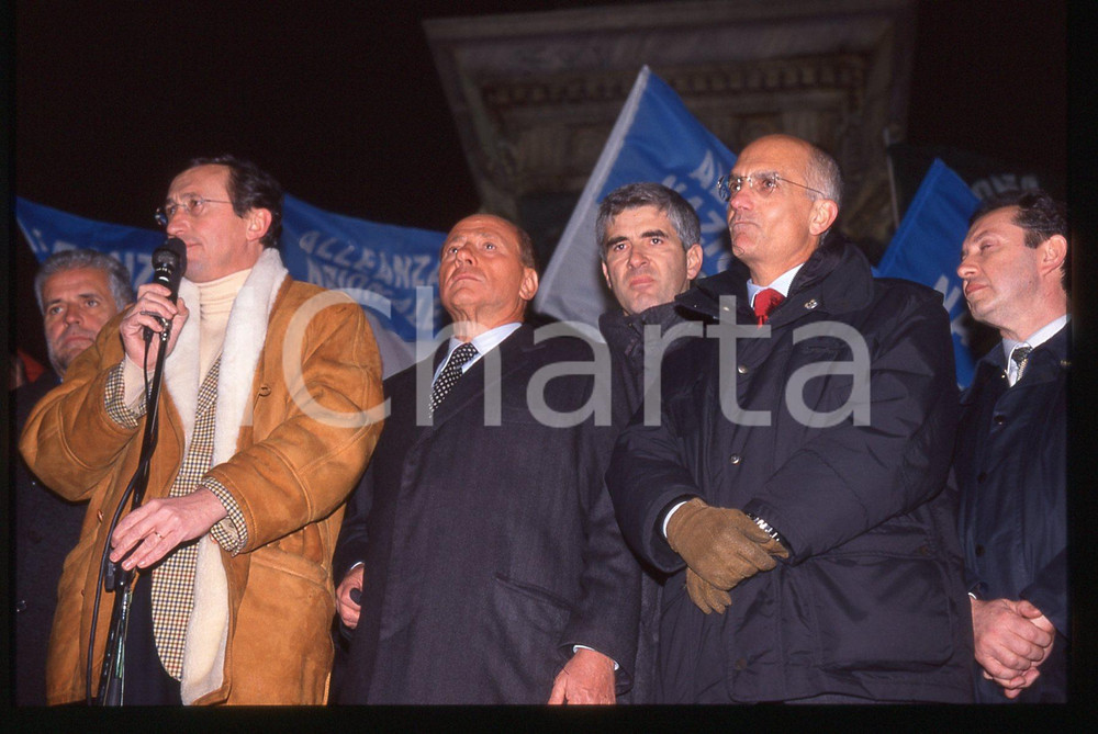 Silvio BERLUSCONI e Gianfranco FINI POLITICA MILANO 1997 * 35 mm vintage slide 2