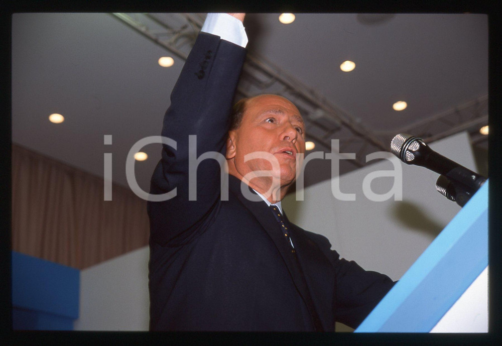 Fotografia d epoca originale Silvio BERLUSCONI Convegno CONFINDUSTRIA 1995 35 mm vintage slide 102 1