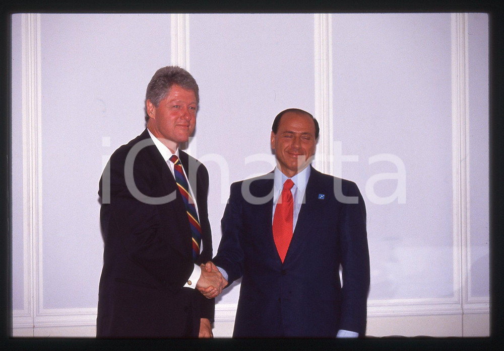 Silvio BERLUSCONI e Bill CLINTON POLITICA G7 NAPOLI 1994 * 35 mm vintage slide