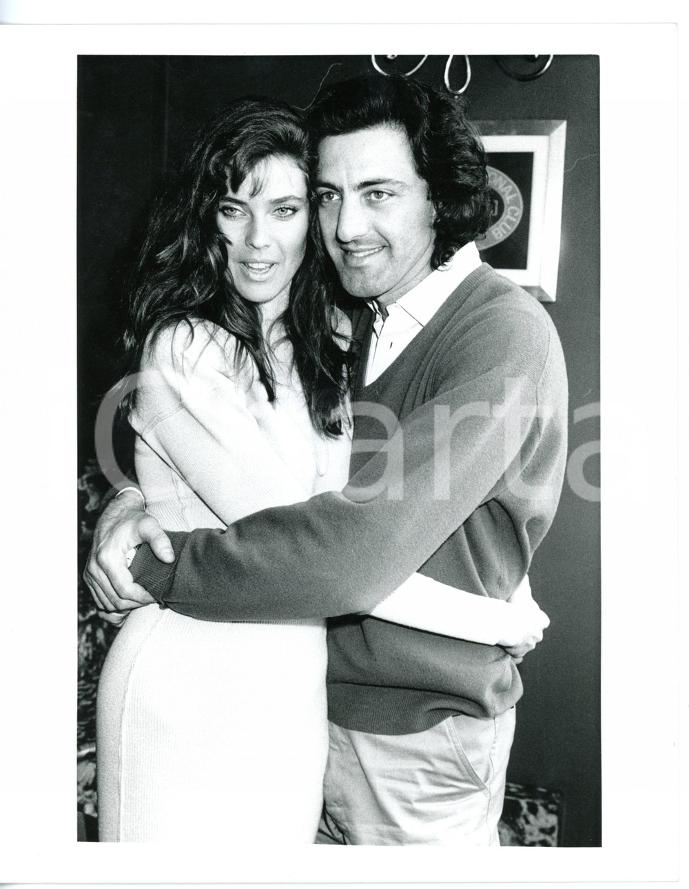 Fotografia d epoca originale 1987 CINEMA Carol ALT con Luca BARBARESCHI alla prima di Via Montenapoleone 1