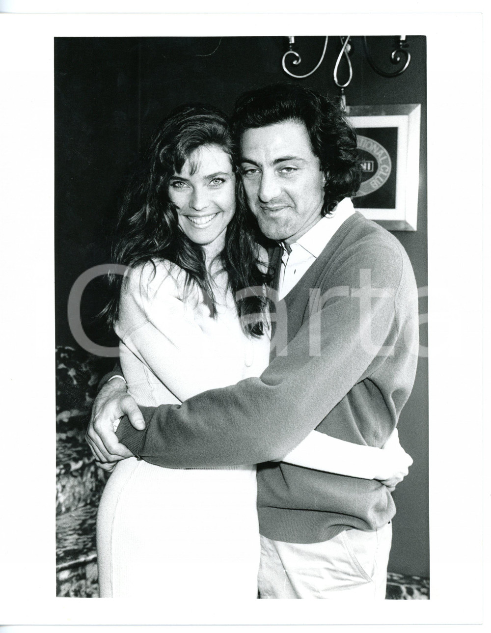 Fotografia d epoca originale 1987 CINEMA  Carol ALT con Luca BARBARESCHI alla prima di Via Montenapoleone 1