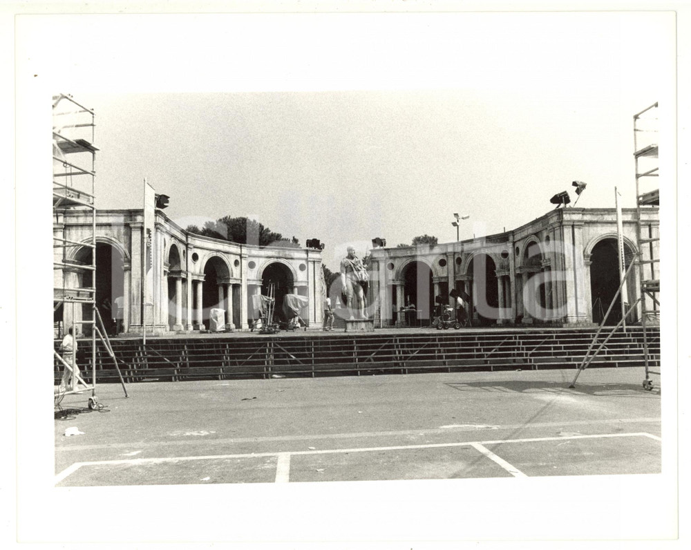 Fotografia d epoca originale 1987 VENEZIA  Mostra del Cinema  Allestimento per Cinecittà 50° 2 Foto 24x18 1