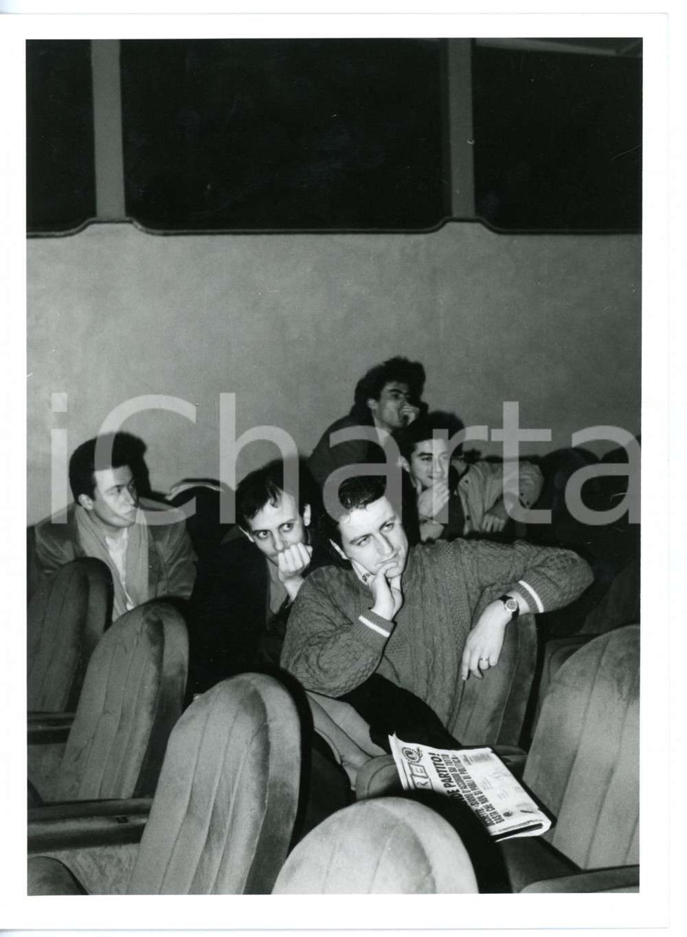 Fotografia d epoca originale 1995 ca FIRENZE Teatro Niccolini  Attori de LA CLIZIA in platea  Foto 24x18 1