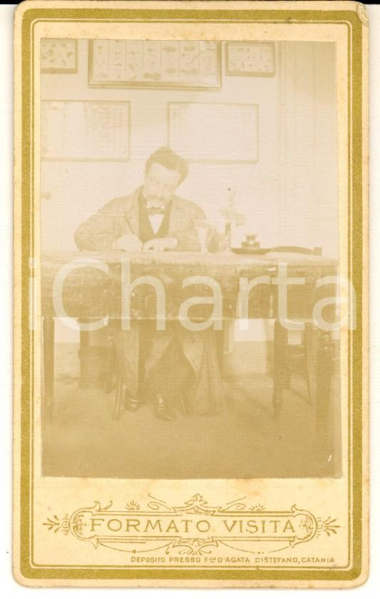 1880 ca ITALIA COSTUME Ritratto di studioso alla scrivania - Foto RARA CDV