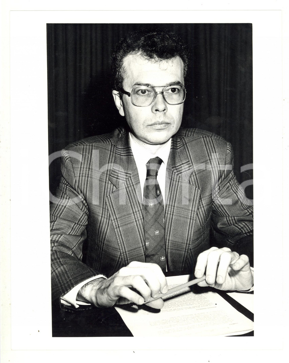 Fotografia d epoca originale 1987 MILANO POLITICA DC  Gianni VERGA a una conferenza stampa 1  Foto 18x24 1