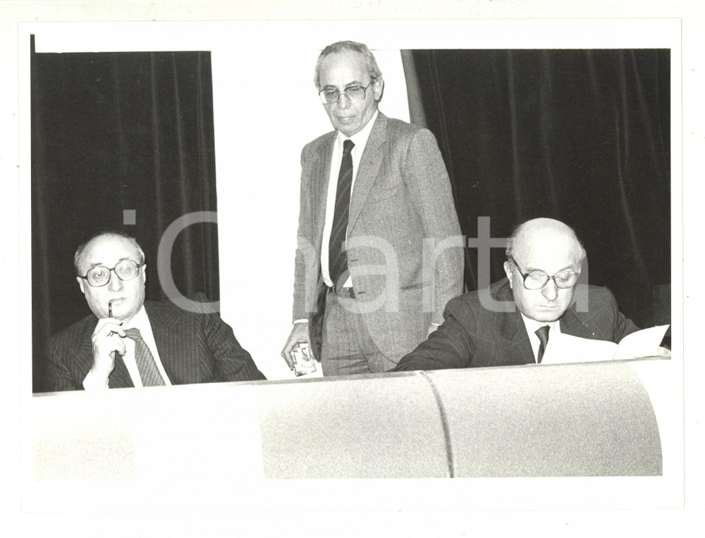 Fotografia d epoca originale 1985 VARESE Convegno DC  Ciriaco ed Enrico DE MITA Virginio ROGNONI 1  Foto 1