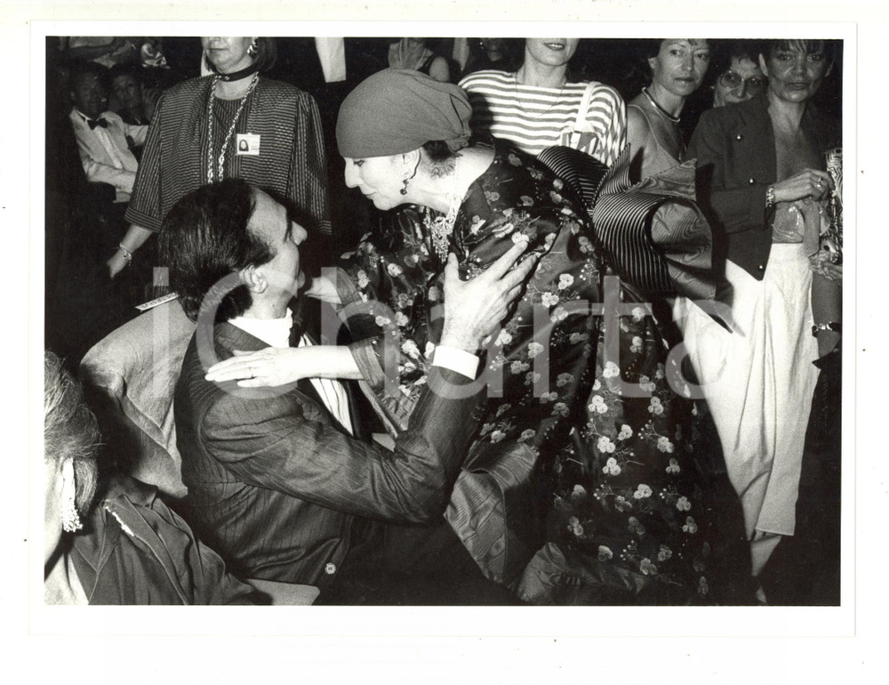 Fotografia d epoca originale 1988 VENEZIA Mostra del Cinema  Valentina CORTESE e Pippo BAUDO  Foto 24x18 cm 1