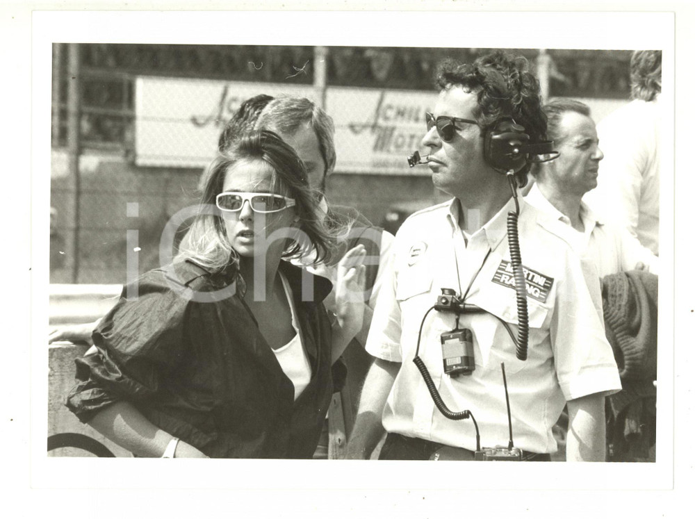 1985 ca MONZA Formula 1 - Giorgia e Cesare FIORIO sul circuito (4) - Foto 24x18