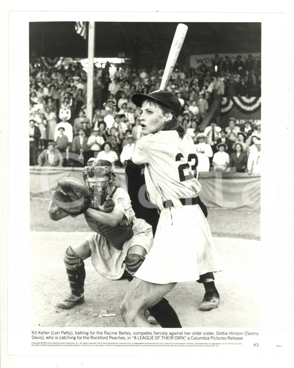 Fotografia d epoca originale 1992 CINEMA A League of Their Own Penny MARSHALL  Lori PETTY Geena DAVIS 1