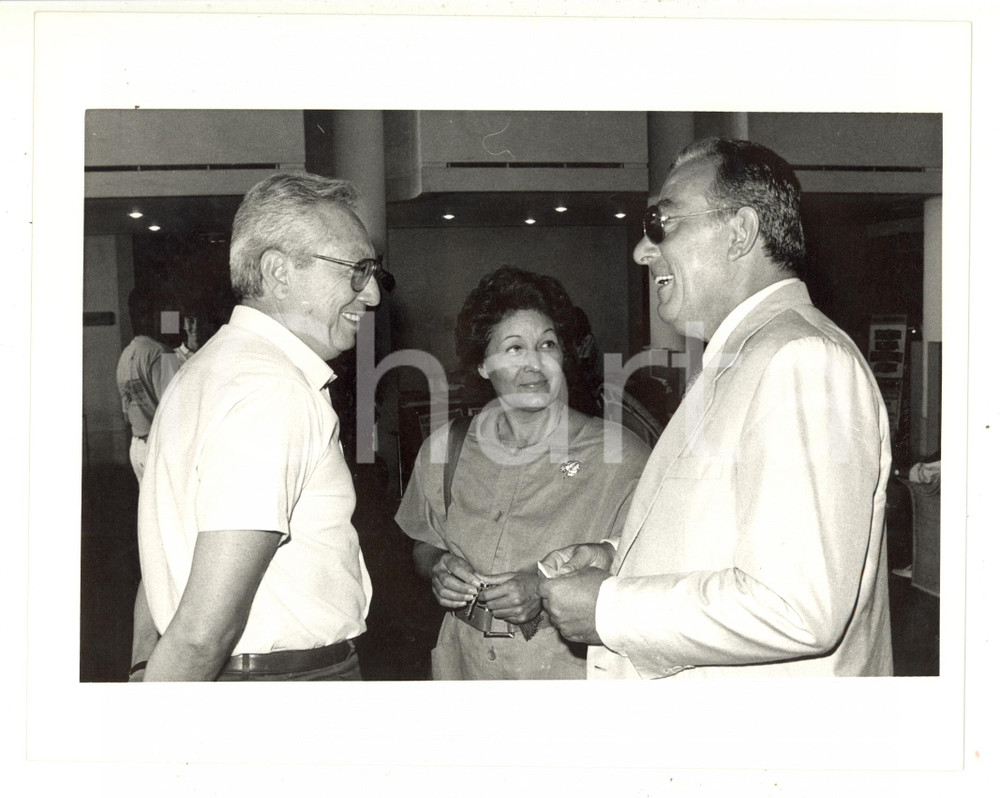 Fotografia d epoca originale 1987 VENEZIA Mostra del Cinema  Biagio AGNES Aldo FALIVENA 2  Foto 24x18 cm 1