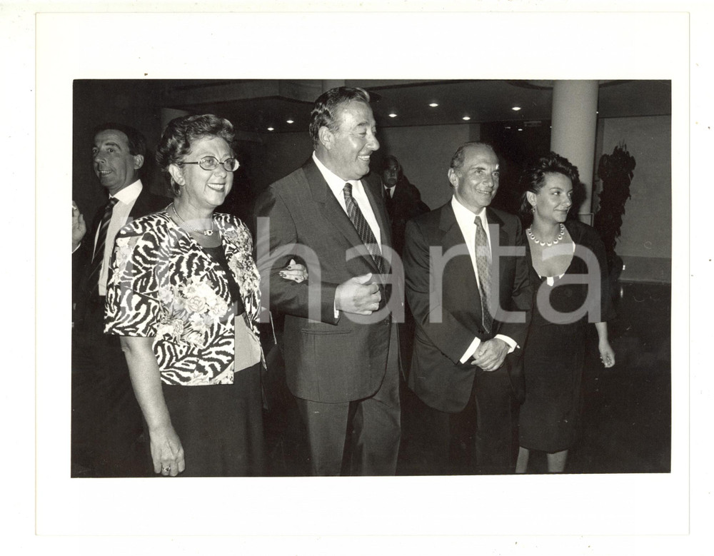 Fotografia d epoca originale 1987 VENEZIA Mostra del Cinema  Biagio AGNES Enrico MANCA Rosa VALENTINETTI 1