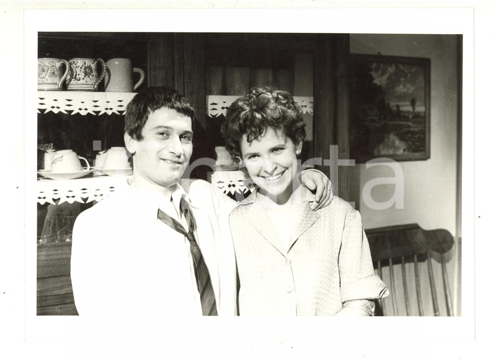 Fotografia d epoca originale 1985 RAI Un cappello pieno di pioggia  Emilio BONUCCI Pamela VILLORESI 7 1