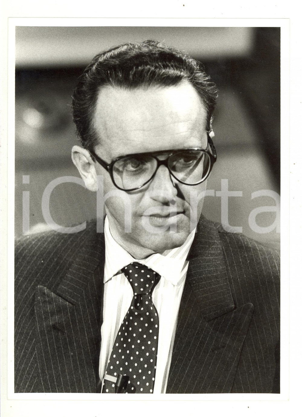 1990 ca MILANO - Ritratto del finanziere Francesco MICHELI - Foto 18x24 cm Fotografia di agenzia.CONDIZIONI: GFORMATO: 18x24 cm  originale e autentica 1