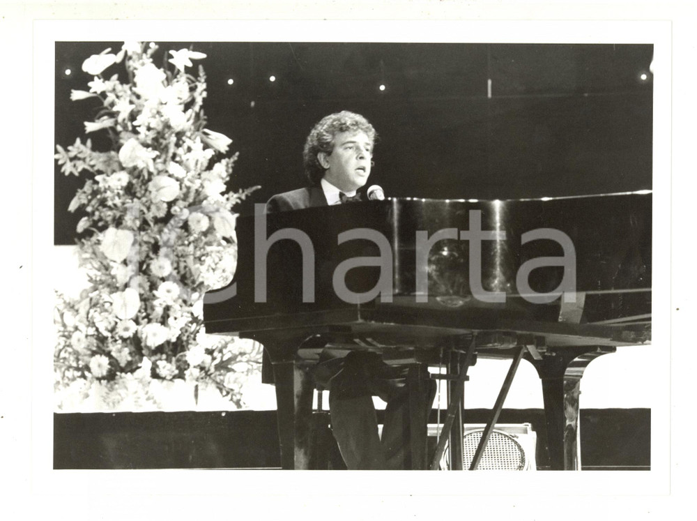 1985 FESTIVAL DI SANREMO - Dario BALDAN BEMBO sul palco dell'Ariston *Foto 24x18