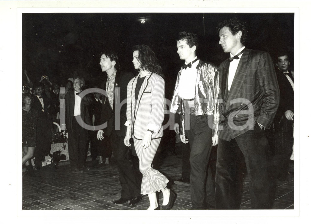 1985 ca CANNES Festival del Cinema - Valérie KAPRISKY davanti ai fotografi *Foto