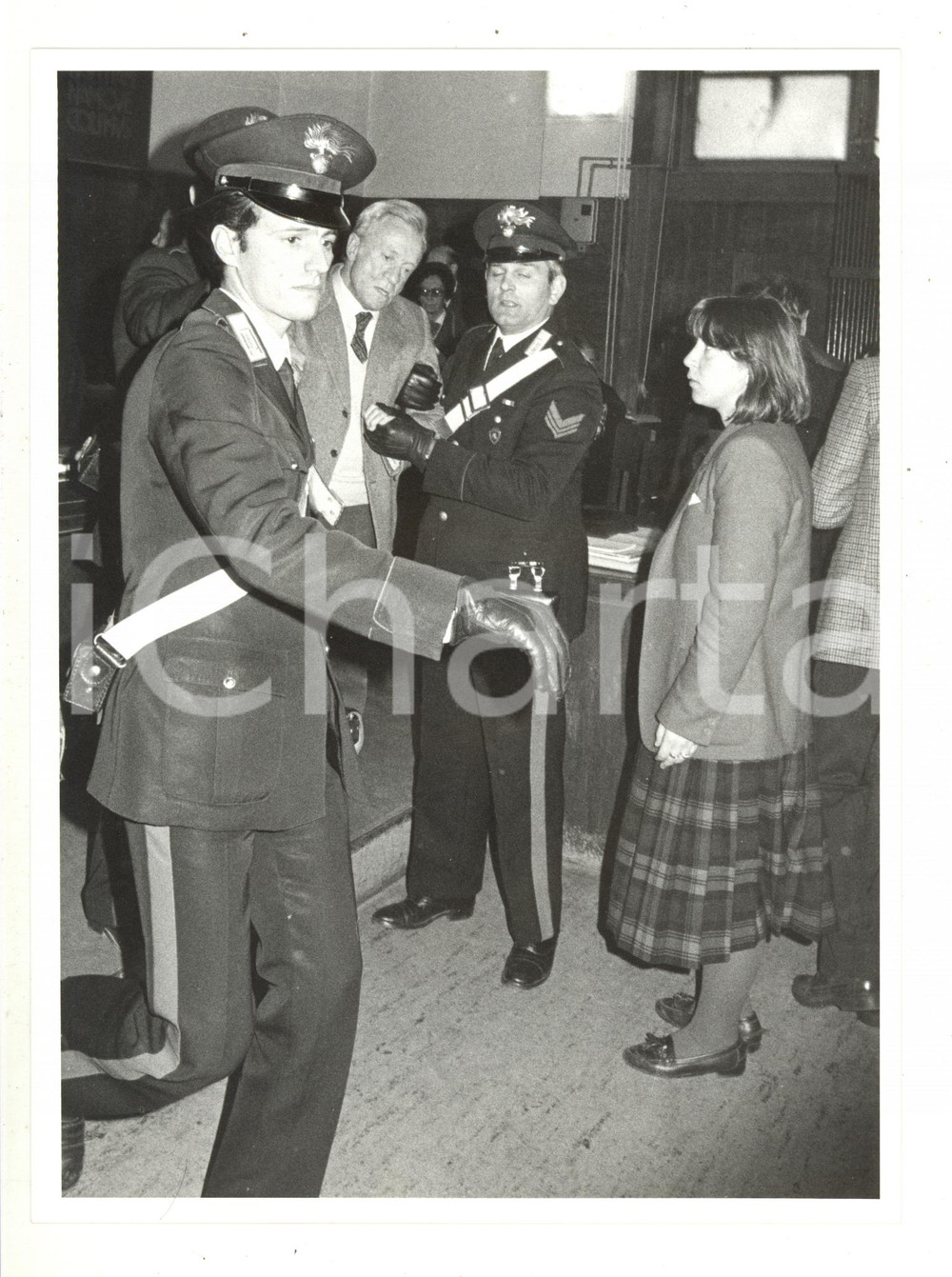 1985 TRIBUNALE DI MILANO Processo "Scandalo petroli" *Bruno MUSSELLI in aula (2) Fotografia di agenzia.La fotografia &egrave; stata scattata in occasione del processo di primo grado che vide imputato Bruno Musselli, celebrato a Milano nel novembre 1985.CONDIZIONI: GFORMATO: 18x24 cm  originale e autentica 1