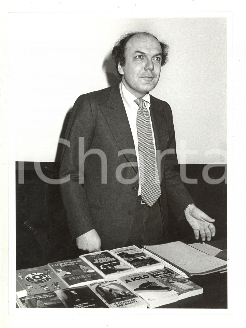 1985 ca MILANO - Leonardo MONDADORI presenta la collana Oscar Mondadori - Foto