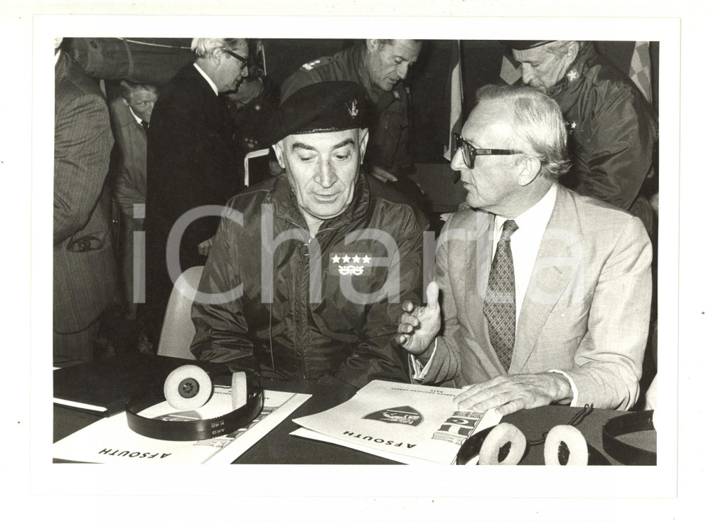 1985 ca NAPOLI Quartier Generale AFSOUTH - Umberto CAPPUZZO Peter CARINGTON