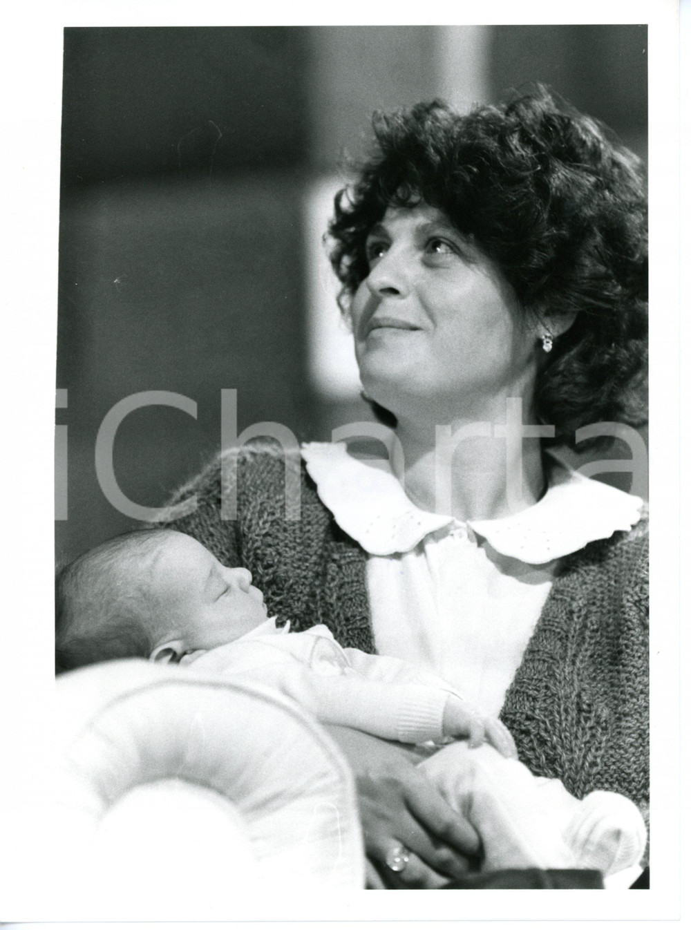 1985 ca MAURIZIO COSTANZO SHOW Sig.ra MUSELLA con il figlio neonato *Foto 18x24