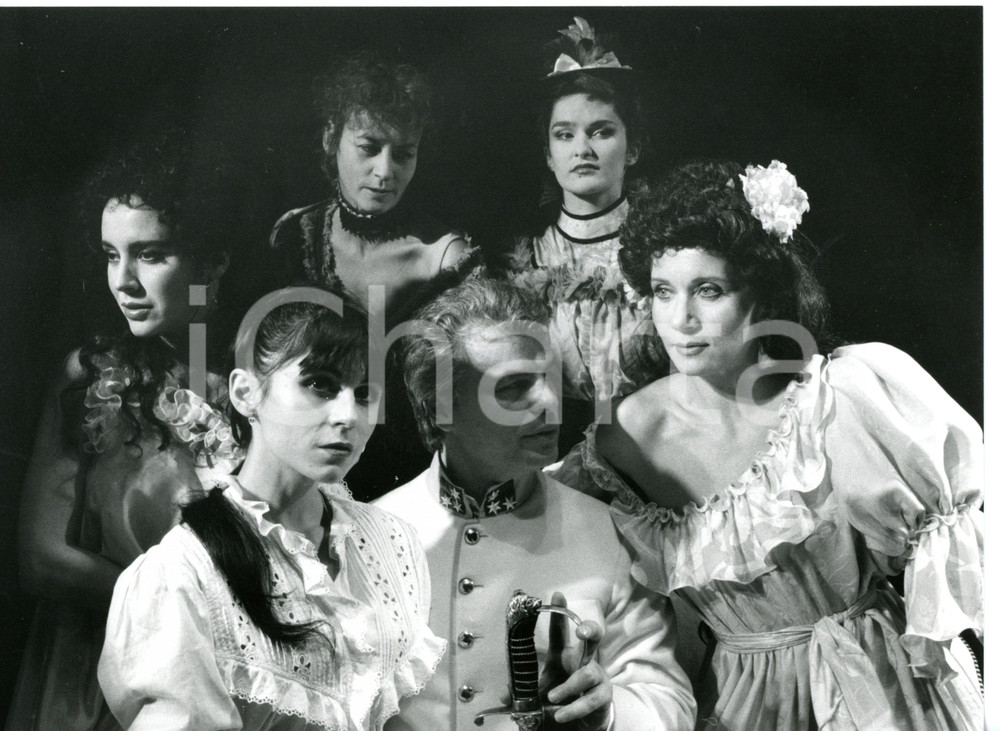 1988 TEATRO "Il girotondo" - Michele PLACIDO con il cast dello spettacolo *Foto 