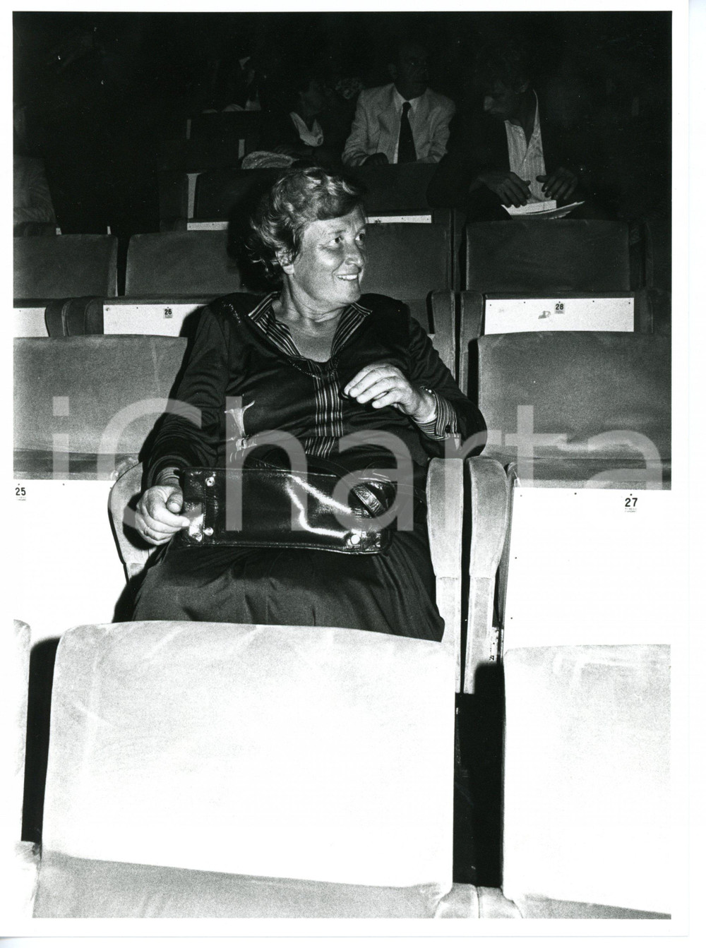 1984 MOSTRA DEL CINEMA DI VENEZIA Tina ANSELMI in platea *Foto 18x24 cm