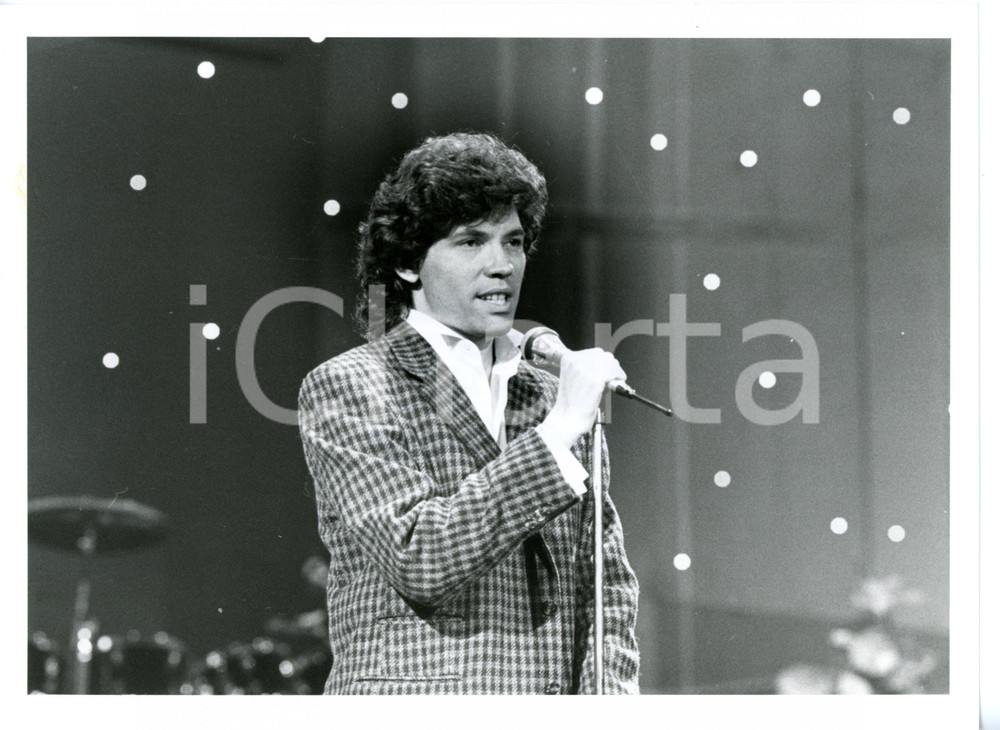 1985 FESTIVAL DI SANREMO Lanfranco CARNACINA canta "Goccia a goccia" *Foto 24x18