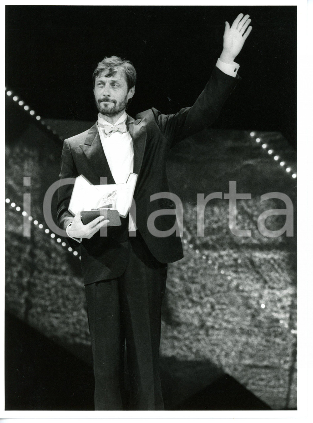 1986 CANNES Festival del Cinema - Roland JOFFÉ vincitore PALMA D'ORO - Foto
