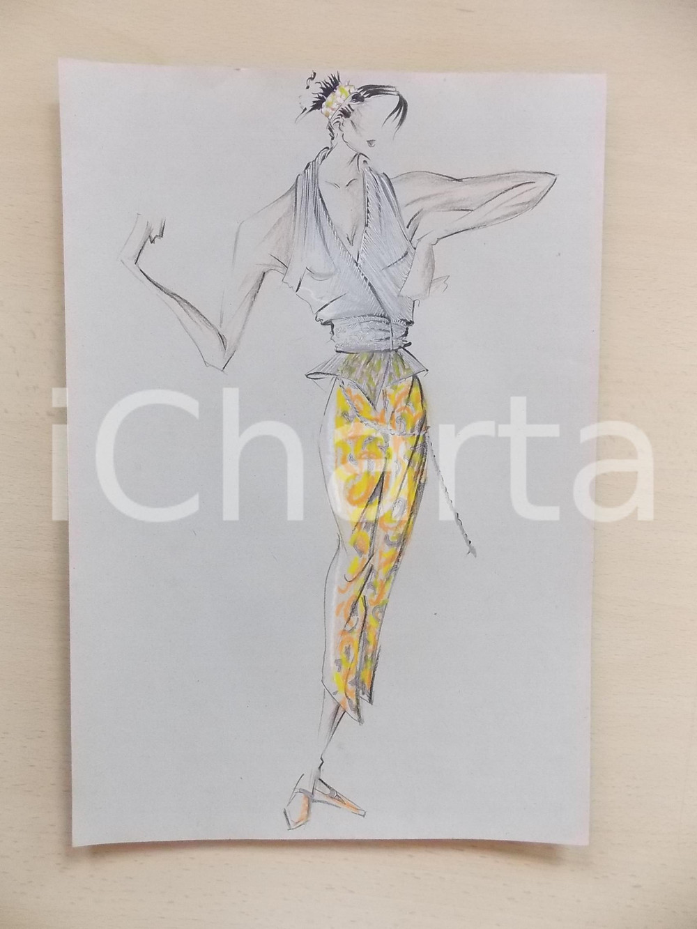 1980 ca MODA DONNA ESTATE Completo da sera con top argento - Bozzetto 22x32 cm