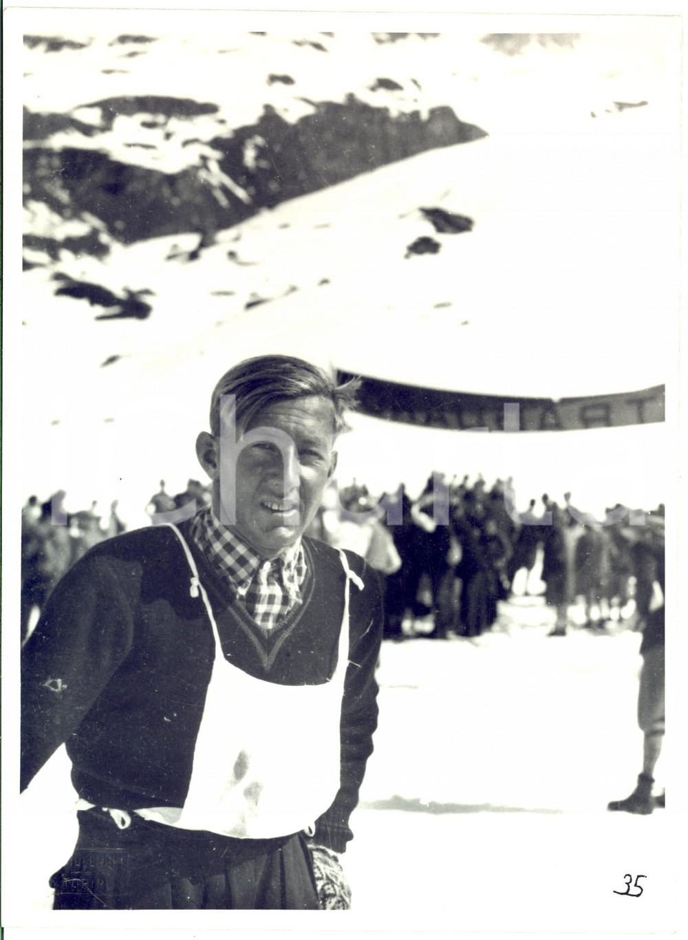 1940 ca SCI ALPINO Sciatore al traguardo *Foto OTTOLENGHI DA STUDIARE 18x24
