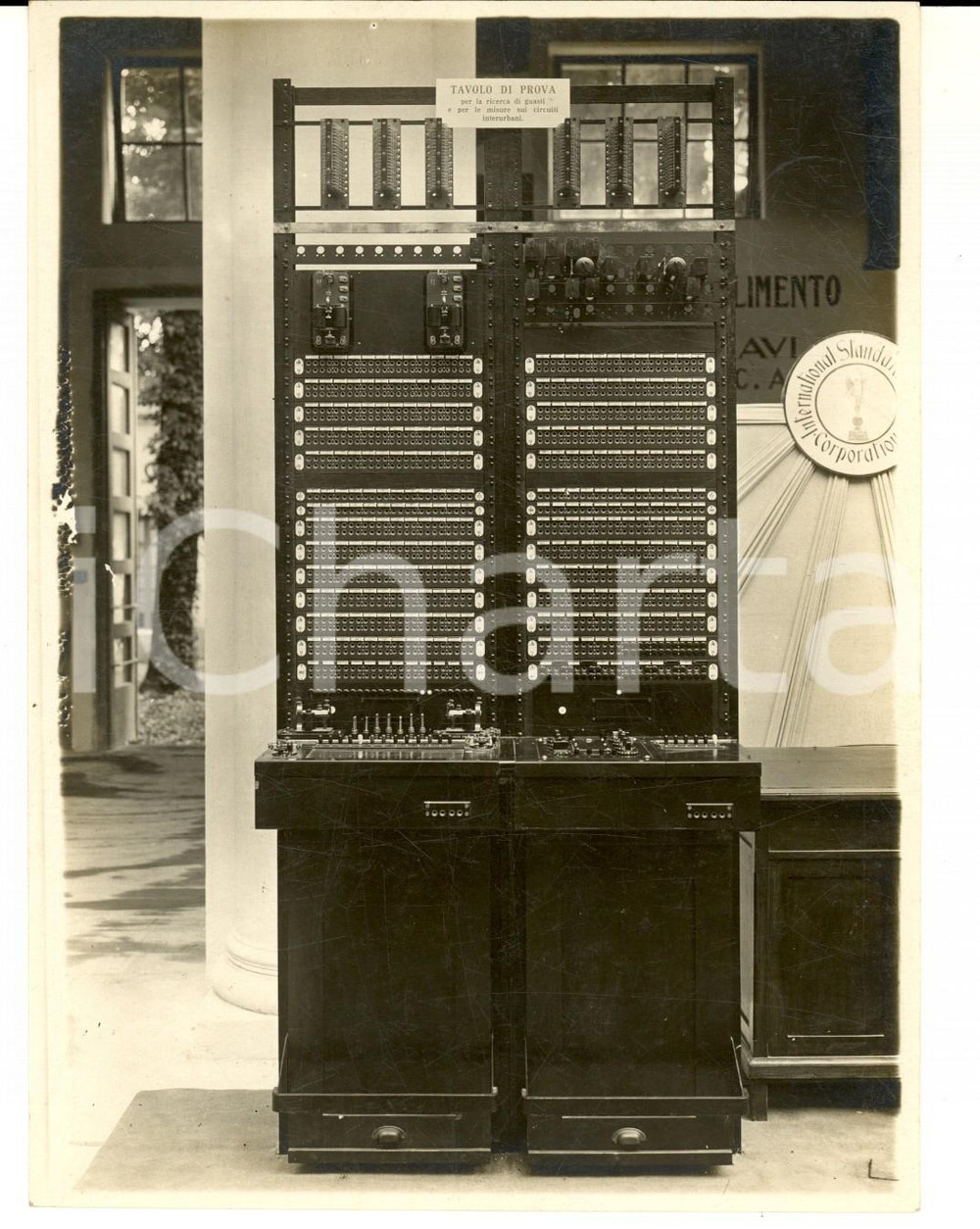 1927 COMO Esposizione Voltiana - Sala con tavolo di prova guasti *Foto 12x17 cm