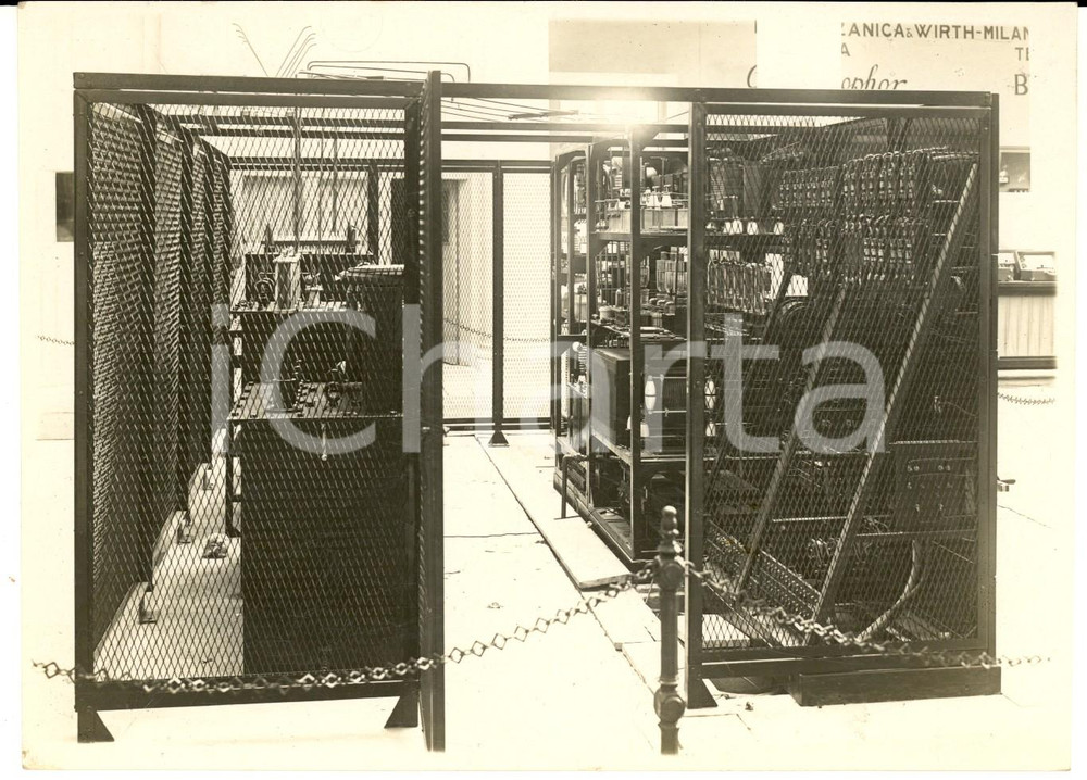 1927 COMO Esposizione Voltiana - Veduta di una sala *Foto MANDELLI 17x12 cm