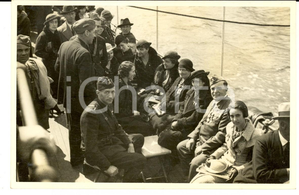 1935 LAGO DI COMO Ex combattenti e vedove di guerra in battello - Foto 15x10