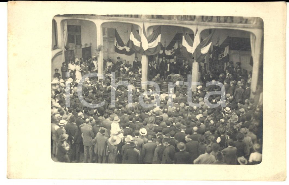 1925 ca LOMBARDIA (?) Cerimonia nel cortile di una scuola *Foto cartolina  